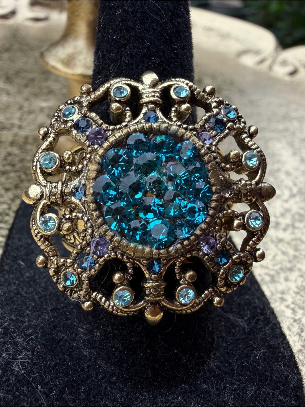 Heidi Daus “Worth Waiting For” Crystal Statement Ring – Turquoise Blue *Size 7